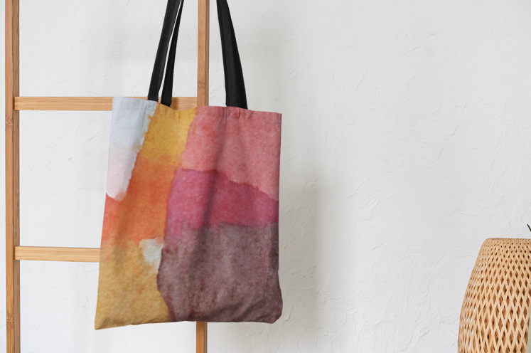 Sunday T-shirt Watercolor- Tote Bags